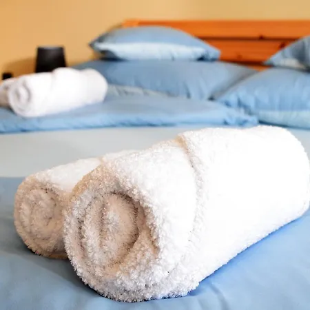 Nora Guest house *