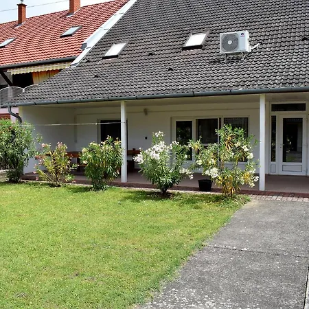 Guest house Nora